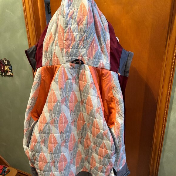 Strafe Water Resistant Hooded Ski Jacket Woman's - Picture 12 of 15